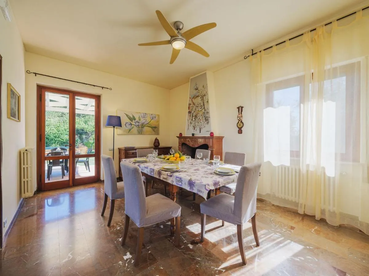 Holiday Home La Casa Al Monte By Interhome Santa Lucia  0*, Santa Lucia (Lucca) Włochy